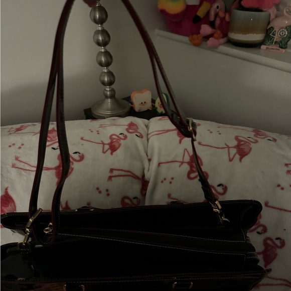 Arcadia Satchal - Picture 5 of 8